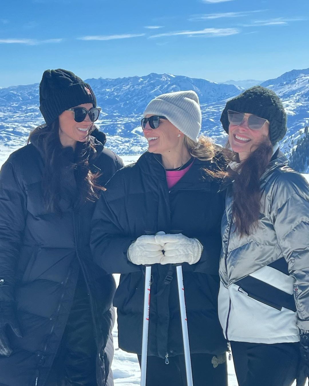Meghan Markle z przyjaciółkami na nartach