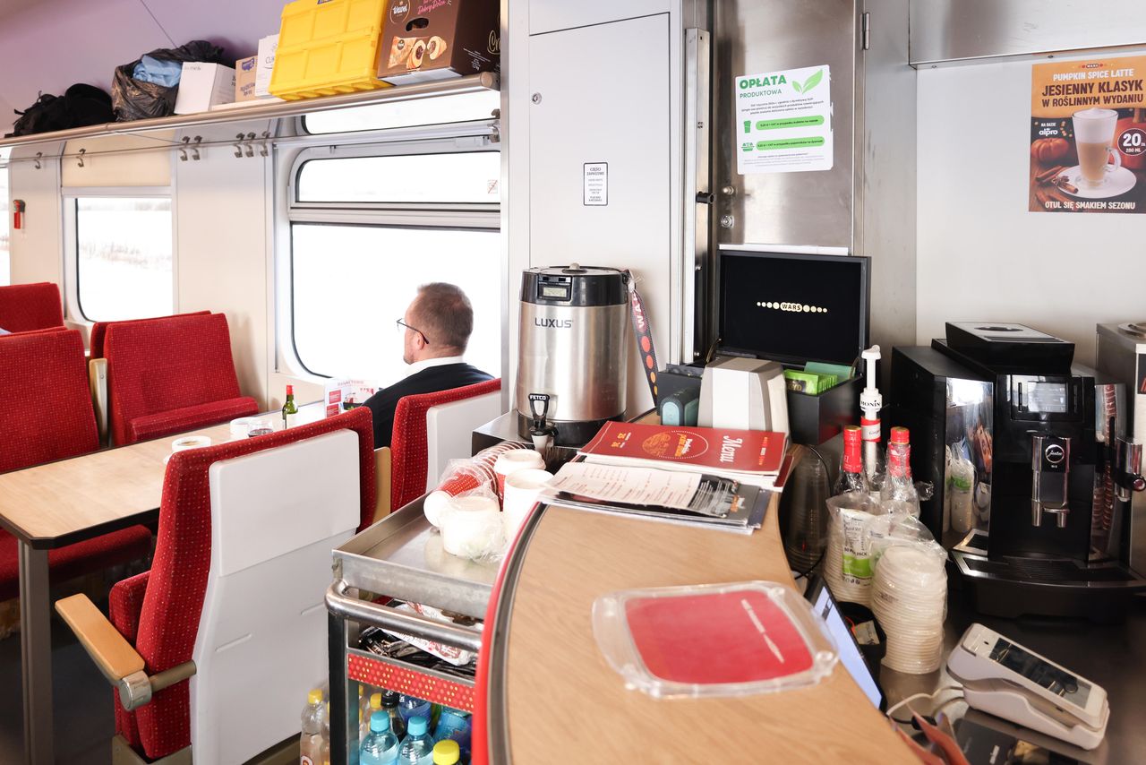 Absurd z kaucją w WARS-ie. Pasażerowie zdziwieni