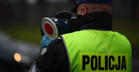 Wielkopolskie. Zdumieni policjanci z drogówki. Z auta wysiadło 10 osób
