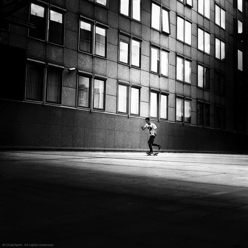 DrakSpirit pokazuje swój świat w mrocznych, geometrycznych fotografiach 6