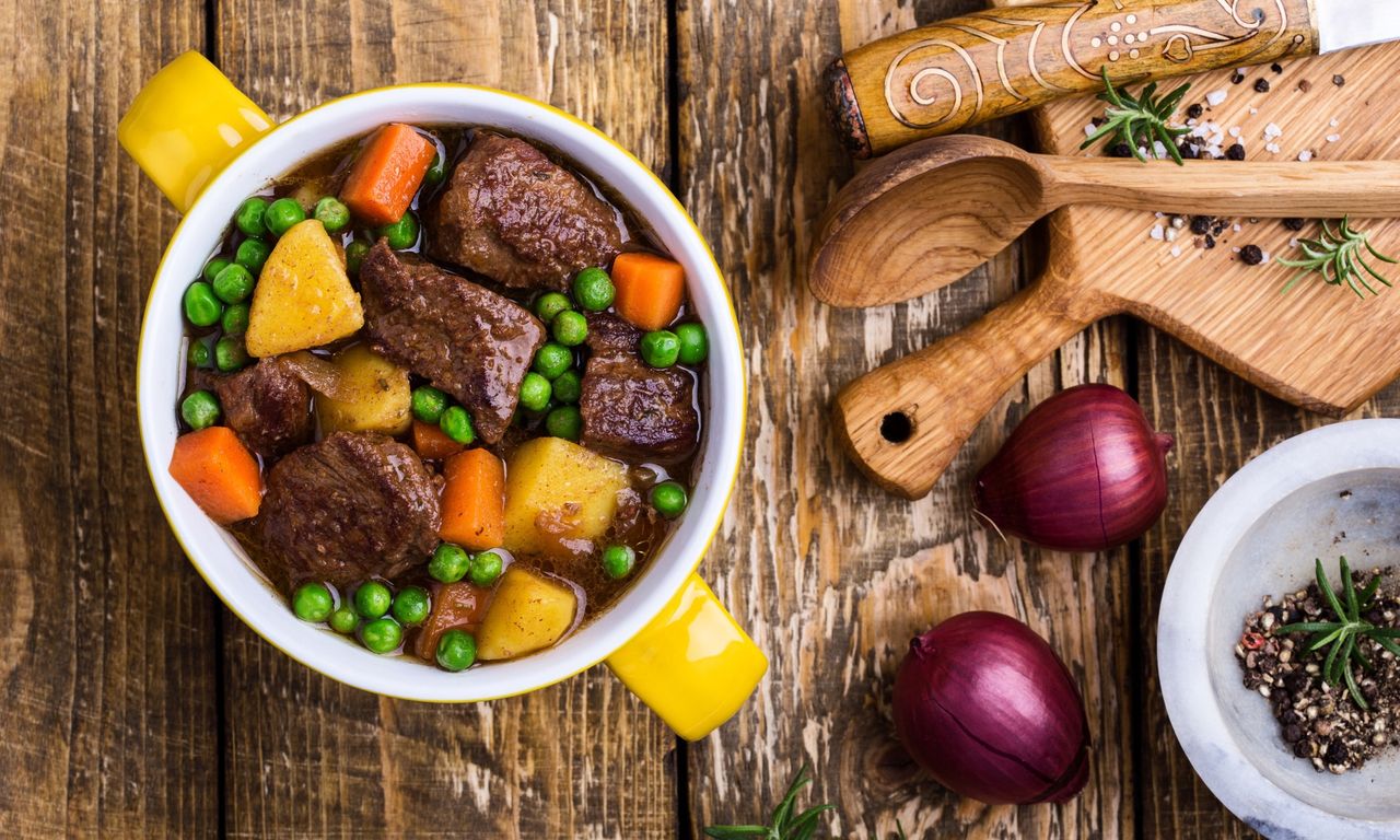 Jak zrobić gulasz? Przepis na gulasz krok po kroku