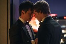 W rolach głównych występują Hudson Williams i Connor Storrie