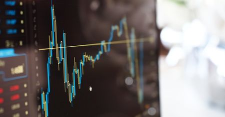 Jakie czynniki globalne mają wpływ na cenę ropy?