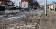 Koszalin: Trwa remont ulicy Zwycięstwa na osiedlu Rokosowo. Jak przebiegają prace