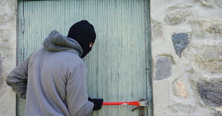 Nigdy nie chowaj tam cennych przedmiotów. Złodziej tylko na to liczy