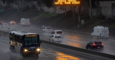Najpierw pożary, teraz powodzie. Los Angeles znów zagrożone