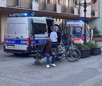 Tragiczna informacja. W szpitalu zmarła kobieta potrącona przez pijanego rowerzystę na zielonogórskim deptaku