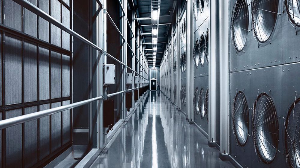 Zuckerberg odkrywa tajemnice Facebooka – tak wygląda jedno z kluczowych miejsc koncernu 1