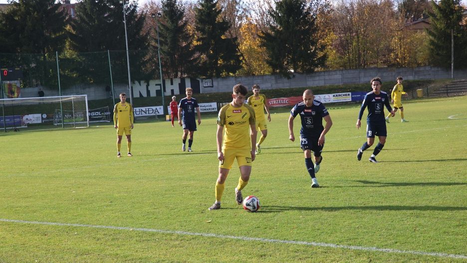 Naprzód i inne świętokrzyskie drużyny gają w trzeciej lidze