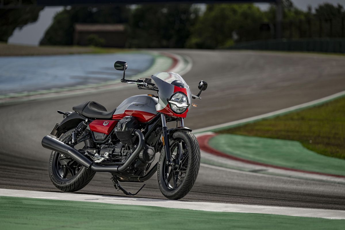 Moto Guzzi V7 Stone Corsa