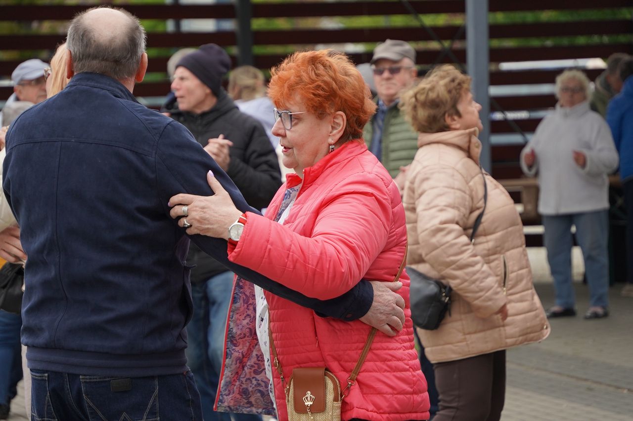 Taneczne środy dla Seniorów i seniorek, Piła, seniorzy