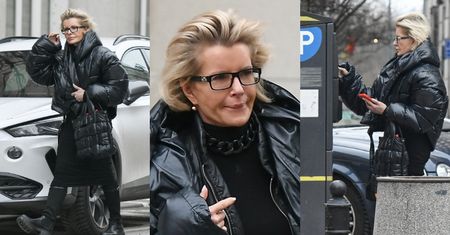 Joanna Racewicz zostawia auto za 170 tysięcy złotych NA ZAKAZIE i... pędzi do parkomatu po bilecik (ZDJĘCIA)