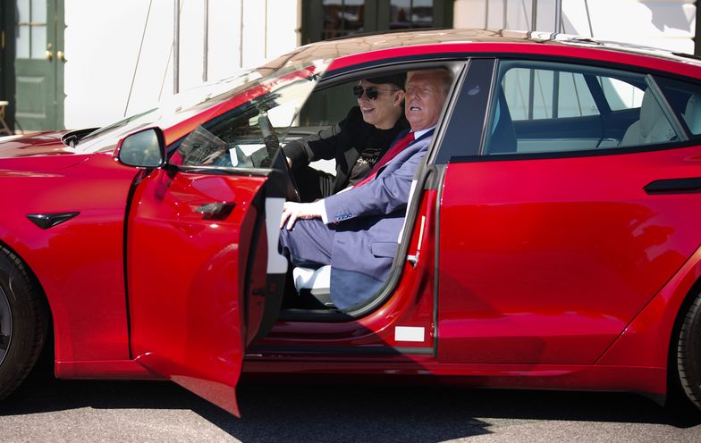 Tesla manipuluje licznikami? Jest pozew zbiorowy