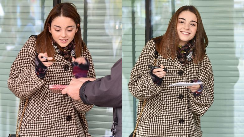 Alicja Wieniawa-Narkiewicz rozdaje autografy pod studiem TVN