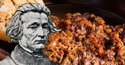 Mickiewicz się zachwycał jego "cudną wonią". Taki bigos gotowano w "Panu Tadeuszu"