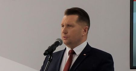 Przemysław Czarnek ukarany naganą. Chodzi o „obraźliwe słowa dotyczące osób LGBT”