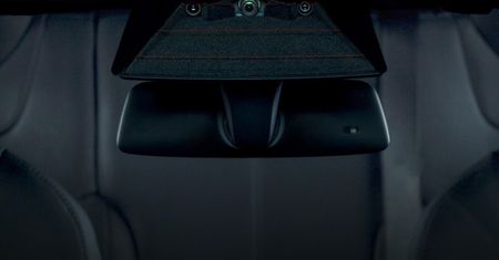Tesla ma radar, który przewiduje kolizje