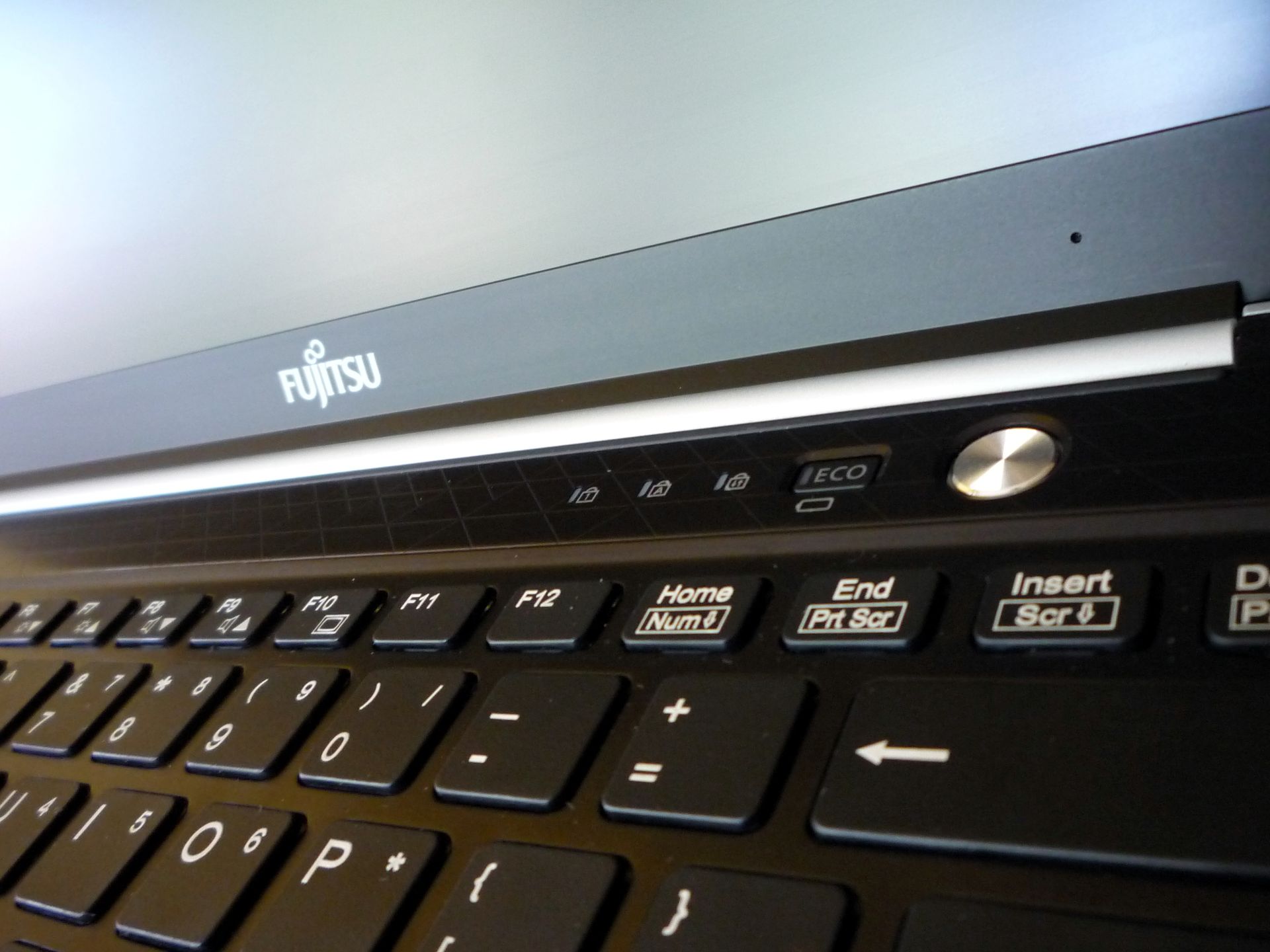 Fujitsu LifeBook U772 – test ultrabooka dla biznesu i nie tylko [Core i5-3427U, HD 4000] 4