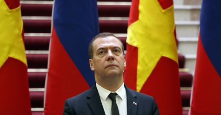 Absurdalny artykuł Miedwiediewa. Pisze o "upadku polskiej państwowości"