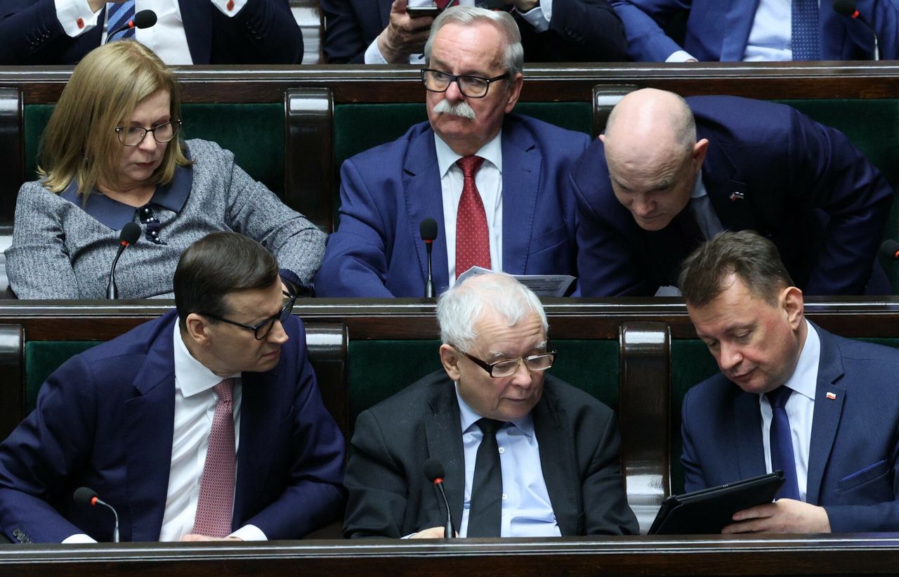 Od lewej: premier Mateusz Morawiecki, prezes PiS Jarosław Kaczyński i wicepremier Mariusz Błaszczak