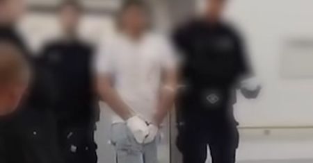 31-letni Ihor M. zabił księdza. Spójrzcie na jego nadgarstki