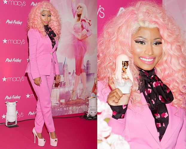 Różowa Minaj reklamuje... różowe perfumy! (FOTO)
