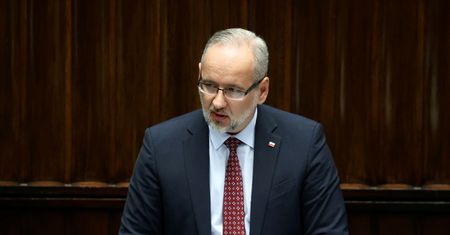 "Paluchami w cudze dane". Najdroższa szkoda ministra zdrowia [OPINIA]