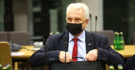 Kolejna fala, dwie grupy pacjentów w szpitalach. Nowe statystyki w walce z COVID-19