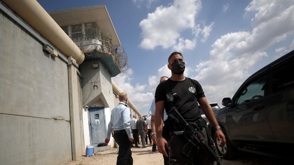 Izrael. Palestyńczycy uciekli z pilnie strzeżonego więzienia. Wykopali tunel