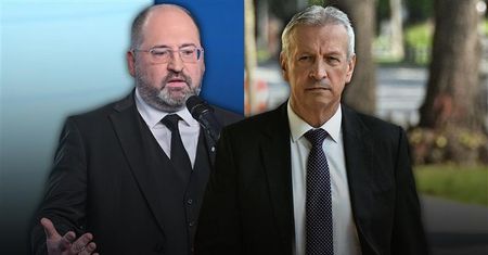 "Brnie w kłamliwe oskarżenia". Rzecznik MSWiA odpowiada Bielanowi po nocnym spotkaniu Hołowni