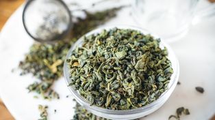 Pij kilka szklanek dziennie. Pomoże zbić wysoki cukier