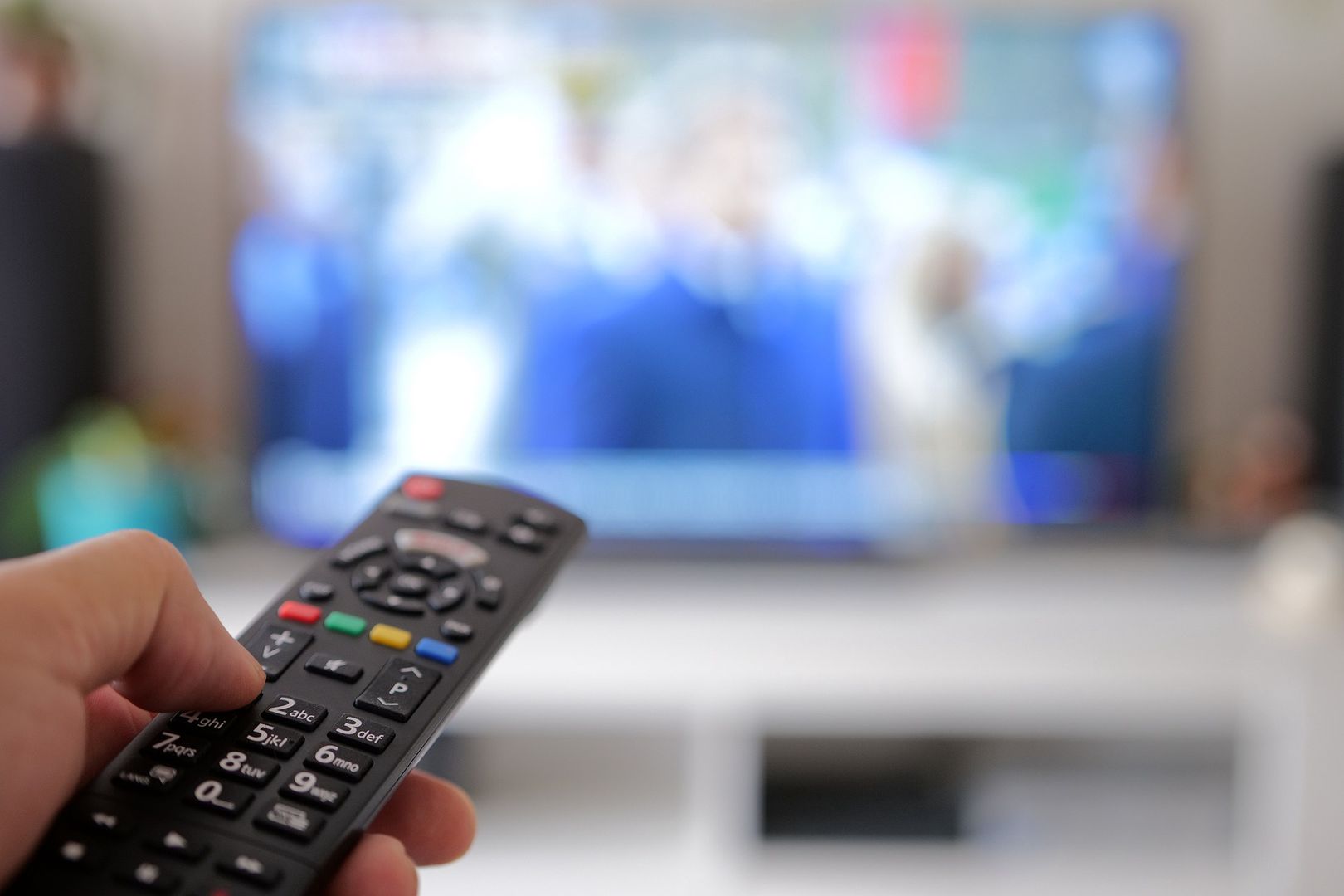 Kto nie musi płacić abonamentu RTV w 2023 roku? KRRiT wyjaśnia