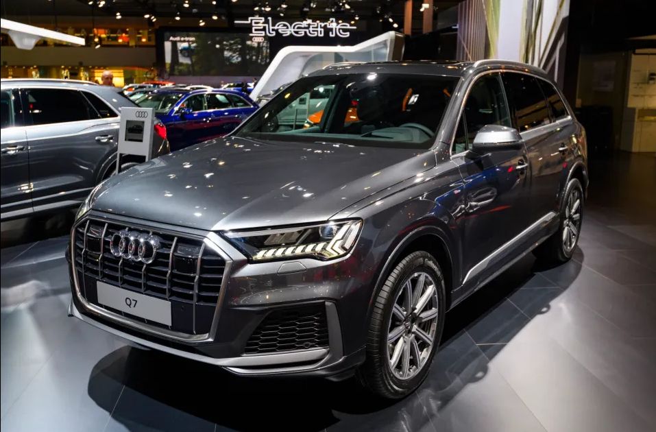 Audi Q7 Van Dijka