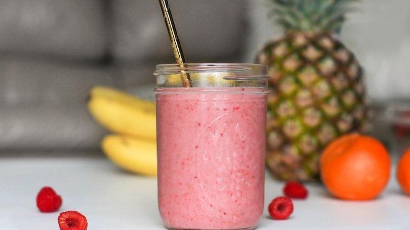 Blender sportowy to świetny sposób na koktajle i smoothie na wynos