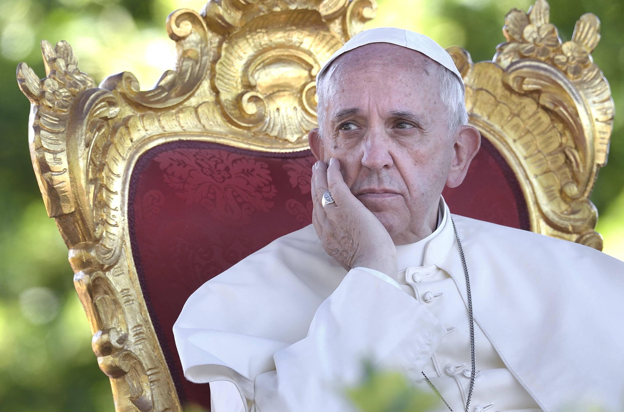 Franciszek będzie promował pokój na Węgrzech? Kuriozalne słowa Parolina