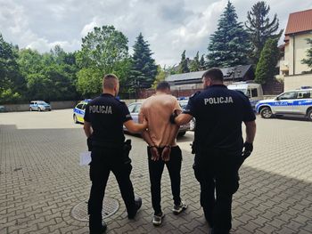 Wieczór kawalerski wymknął się spod kontroli. Przyszły pan młody i jego świadek zatrzymani