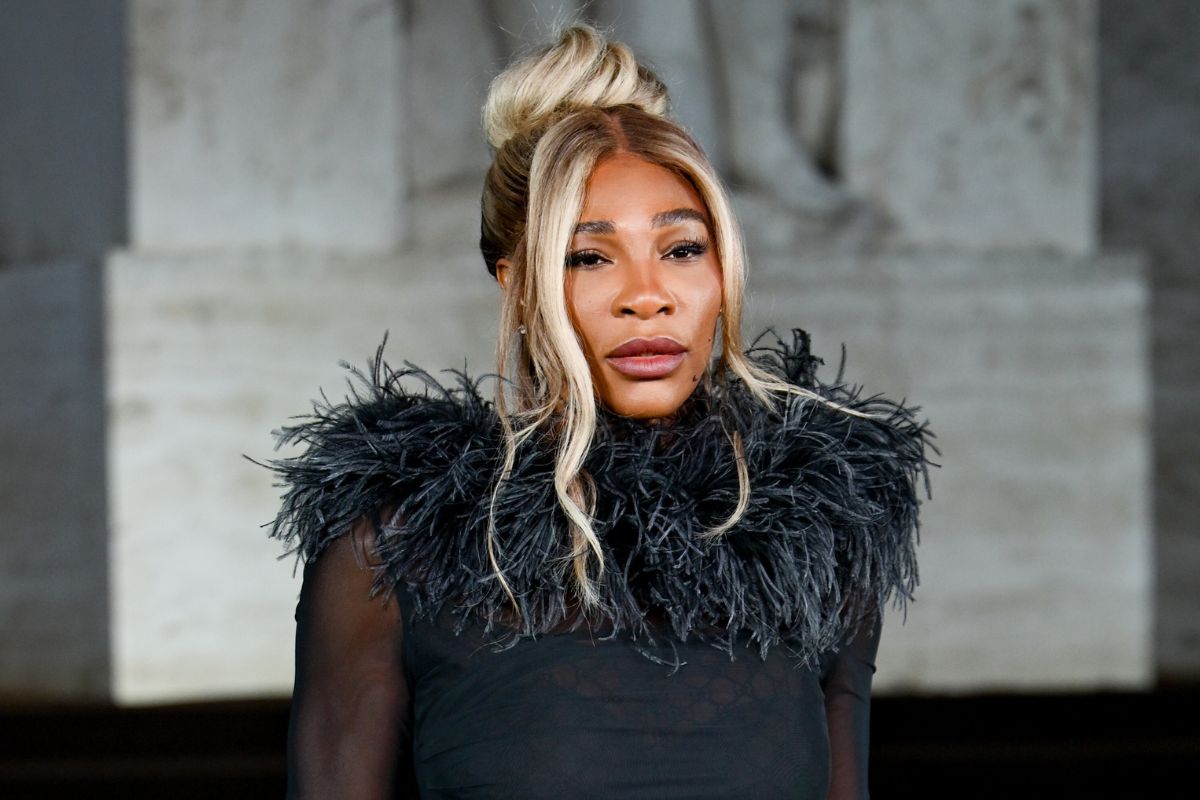 Serena Williams zadała szyku na pokazie Gucci. Tylko spójrzcie na te ramiona
