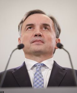 Wpis Ziobry ze szpitala. Onkolog wskazuje na "patologię"