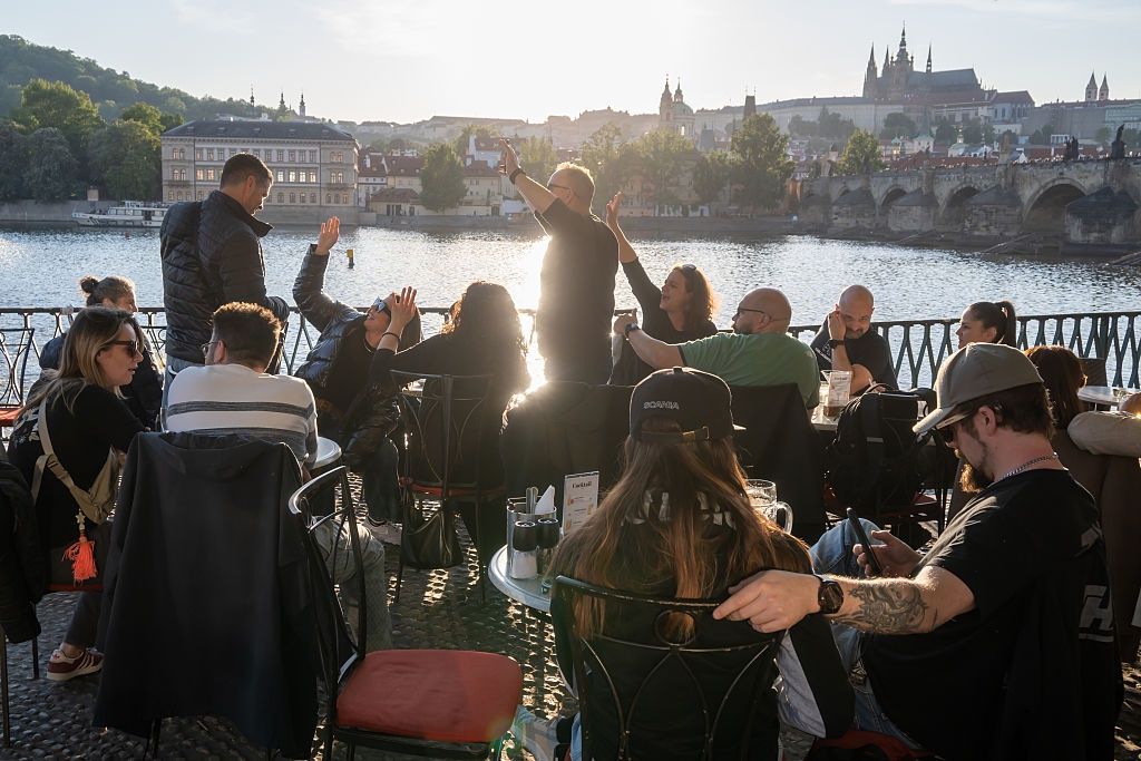 Nie chcą łatki "taniej imprezowni Europy". "Koniec z piwem i tłumami"