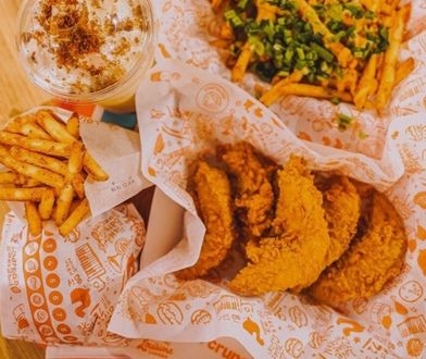 Rywal KFC z kolejną lokalizacją. Szuka pracowników. Tyle płaci