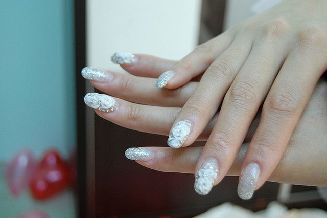 Manicure ślubny