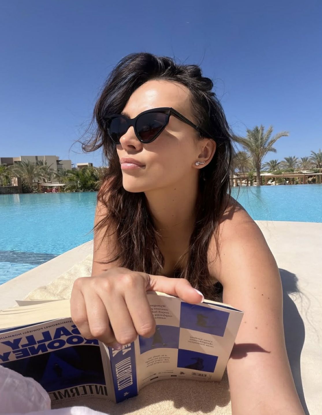 Naturalna Paulina Krupińska pozdrawia z wakacji