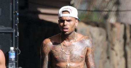 Chris Brown BEZ KOSZULKI!