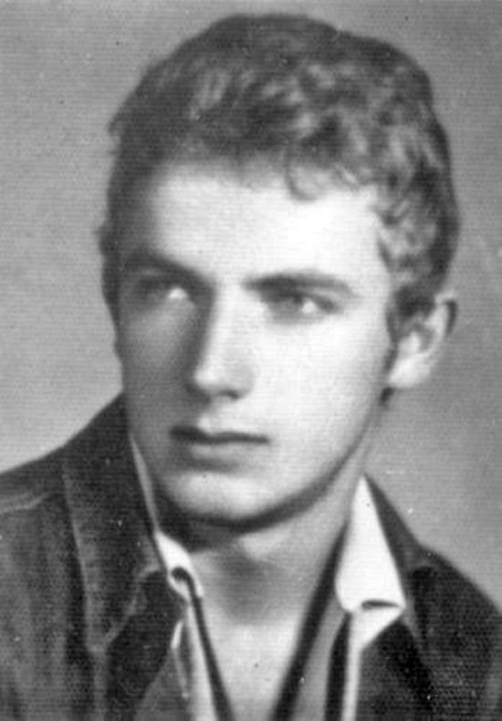 Młody Edward Stachura
