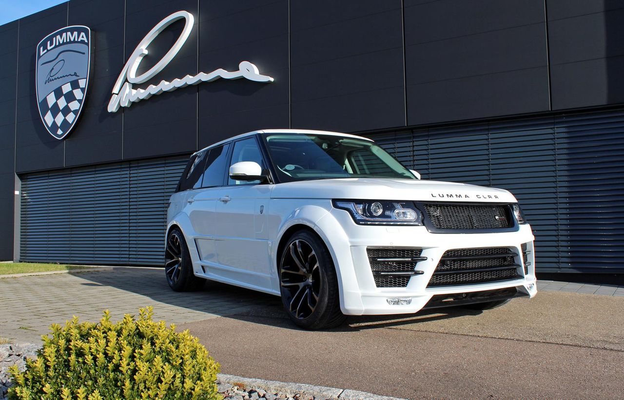 Range Rover z pakietem stylistycznym Lumma Design CLR R GT Evo