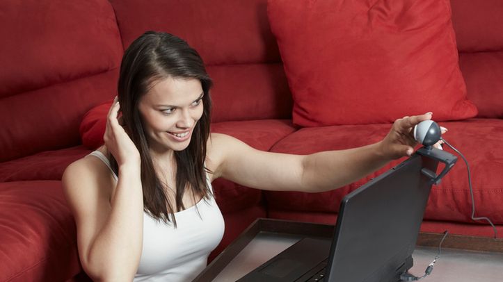 Cyberseks to rodzaj stosunku seksualnego na odległość. 