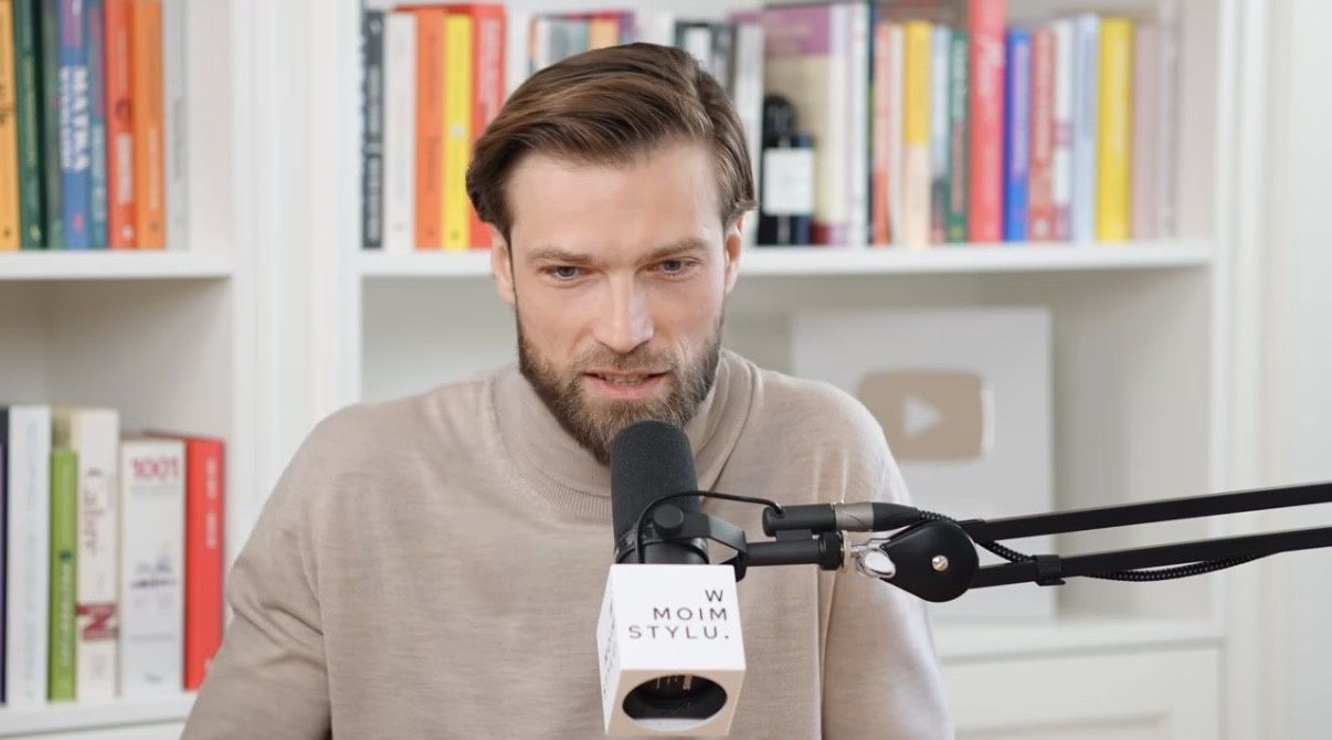 Andrzej Wrona podczas rozmowy 