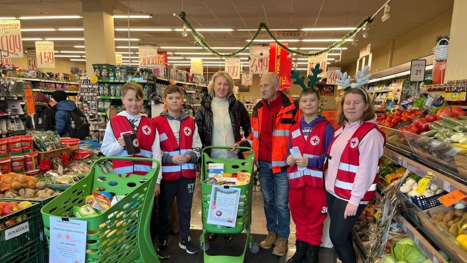 Do koszy będzie można wkładać olej, konserwy, cukier, mąkę, makaron, ryż, kaszę, warzywa konserwowe, majonez, kawę, herbatę, słodycze i inne suche produkty.