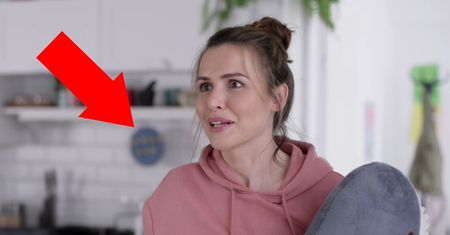 "J... PiS" w nowym serialu TVN. Szczegół w tle przykuł uwagę