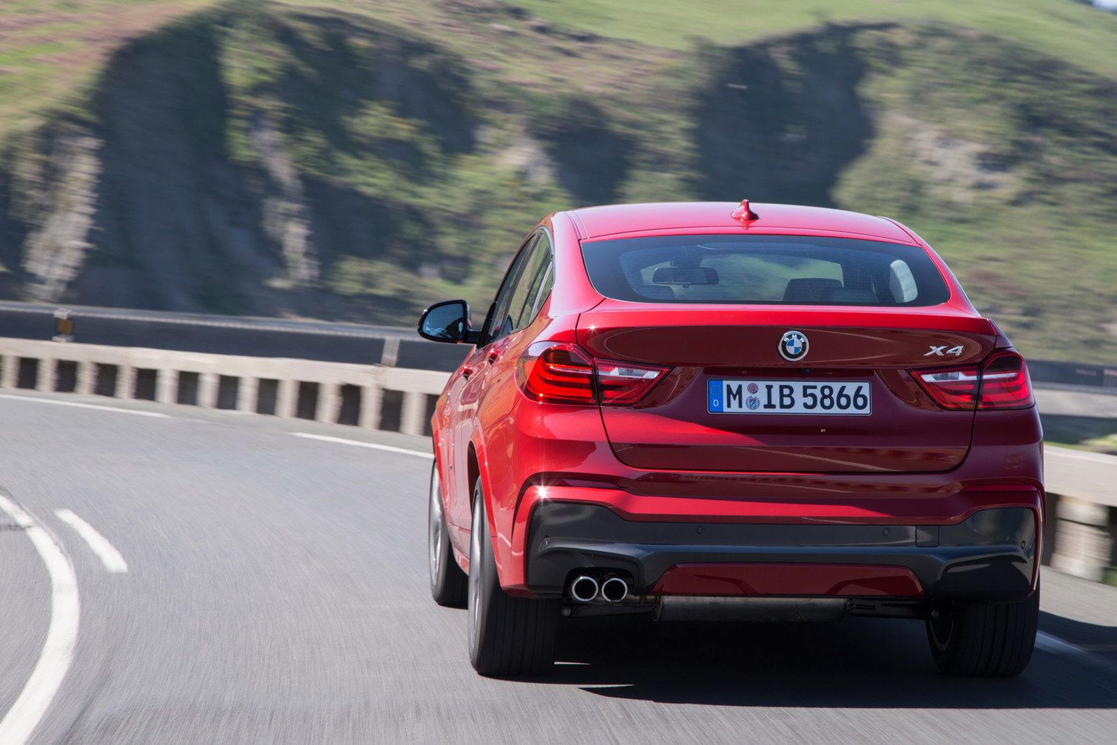 Nowe BMW X4 w oficjalnej galerii zdjęć 37
